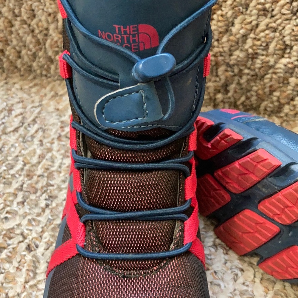 NorthFace Winter Boots - Picture 4 of 6